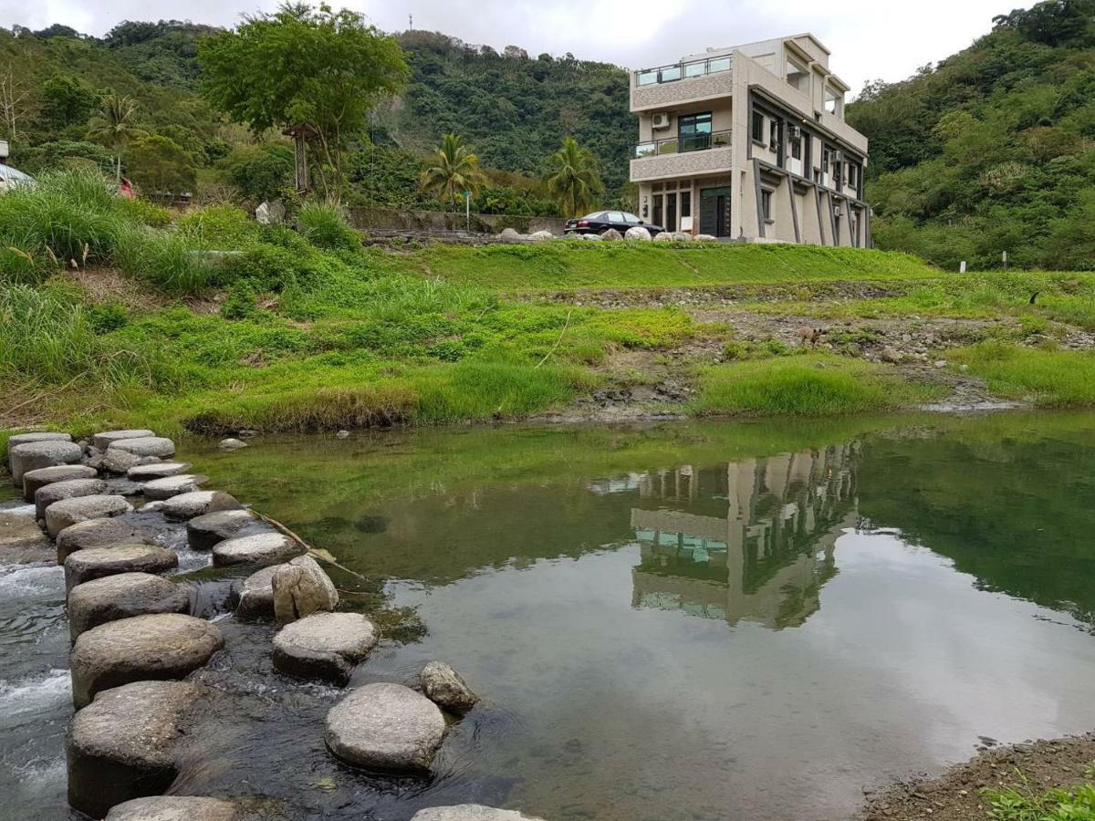 Antong Creekside Hot Spring Apartment Yuli Exterior photo